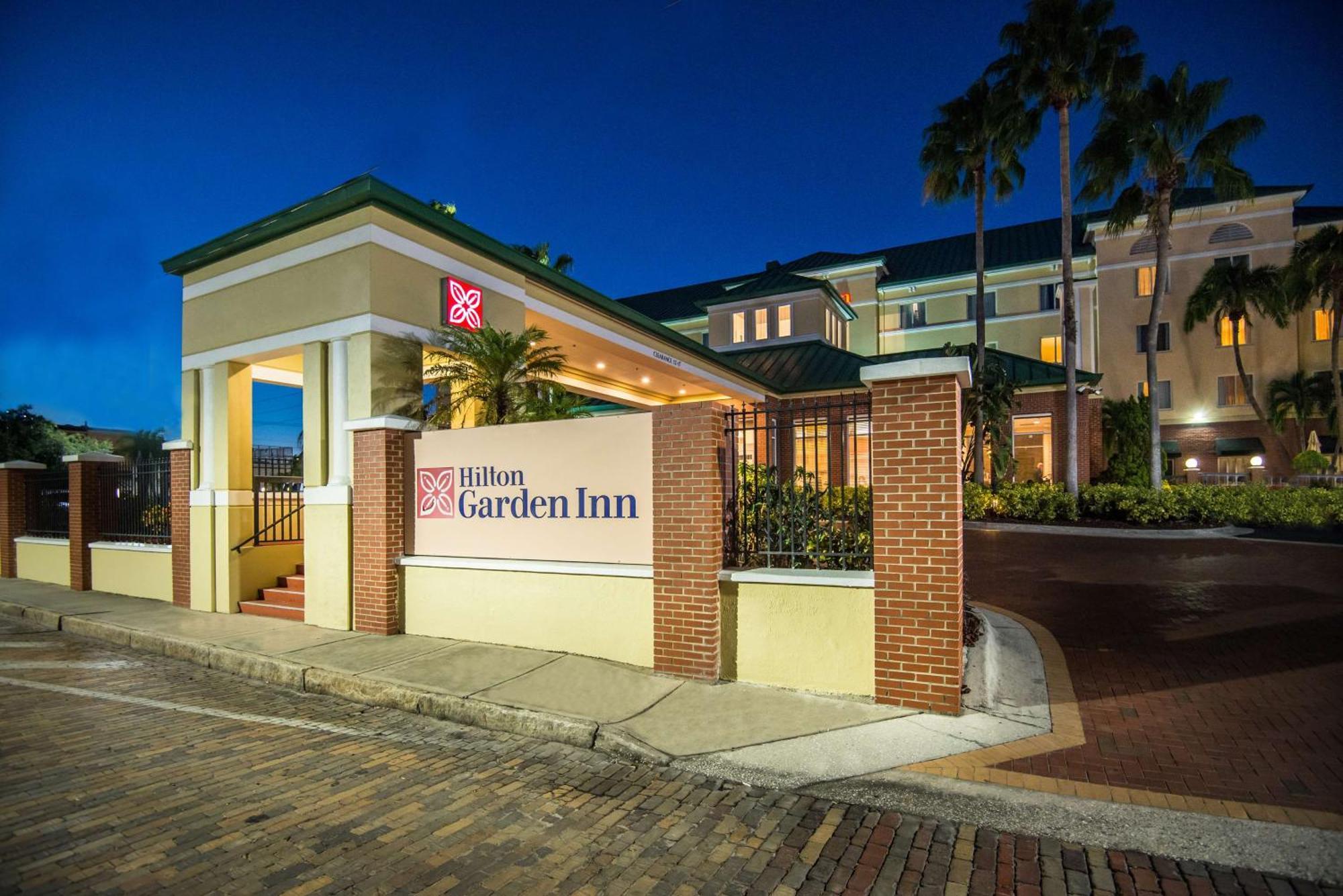 Hilton Garden Inn Tampa Ybor Historic District Exterior foto